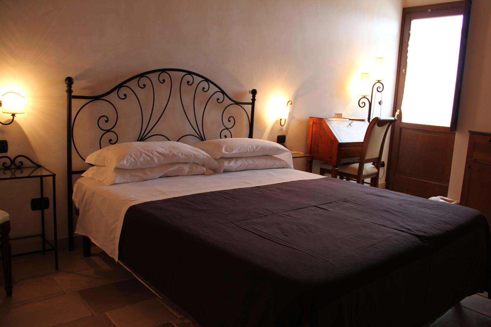 מונופולי Hotel Masseria Fortificata Donnaloia מראה חיצוני תמונה