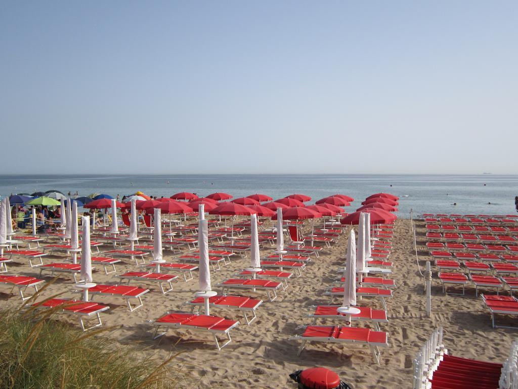 מונופולי Hotel Masseria Fortificata Donnaloia מראה חיצוני תמונה