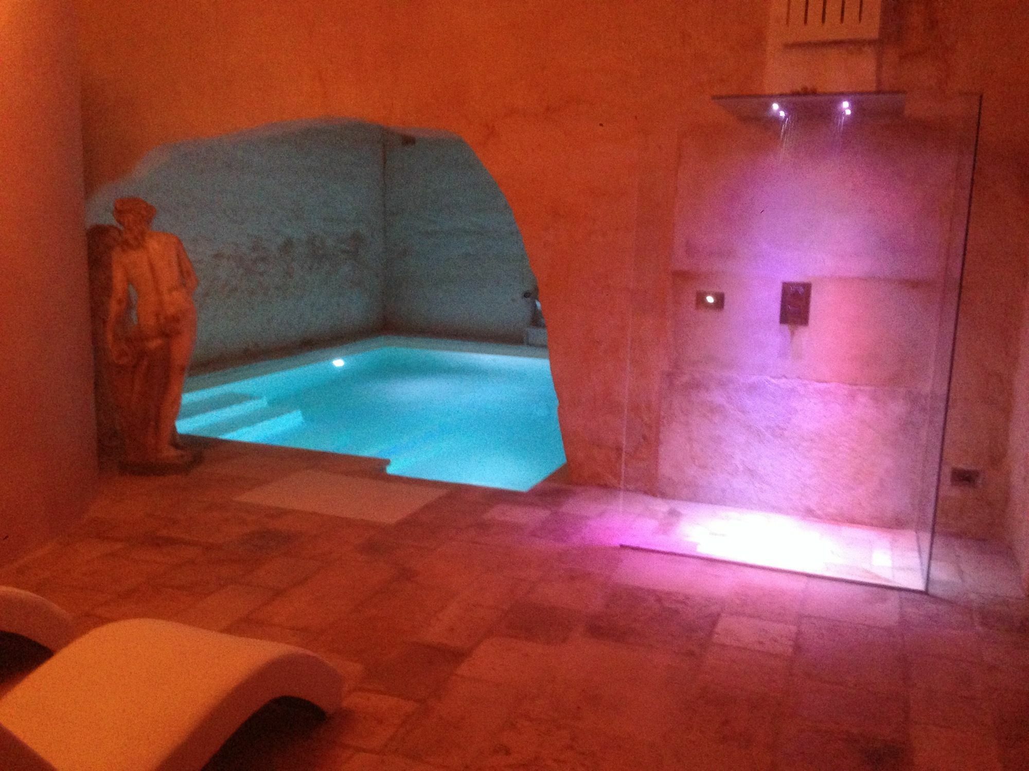 מונופולי Hotel Masseria Fortificata Donnaloia מראה חיצוני תמונה